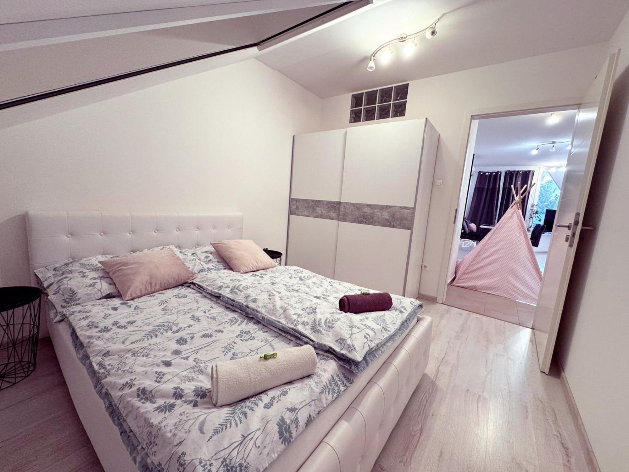 Exclusive Family Apartman Apartman Pécs Kültér fotó