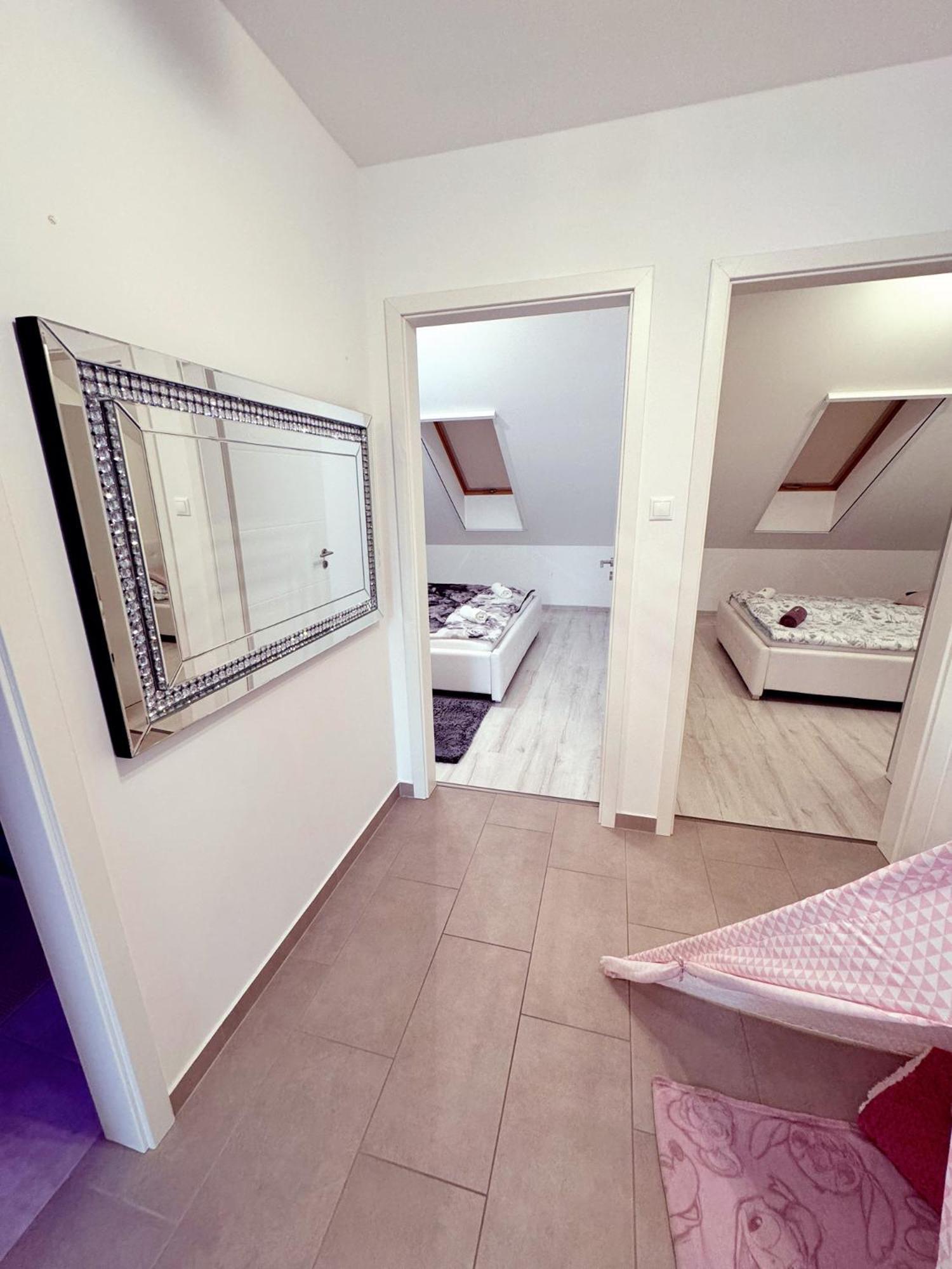 Exclusive Family Apartman Apartman Pécs Kültér fotó